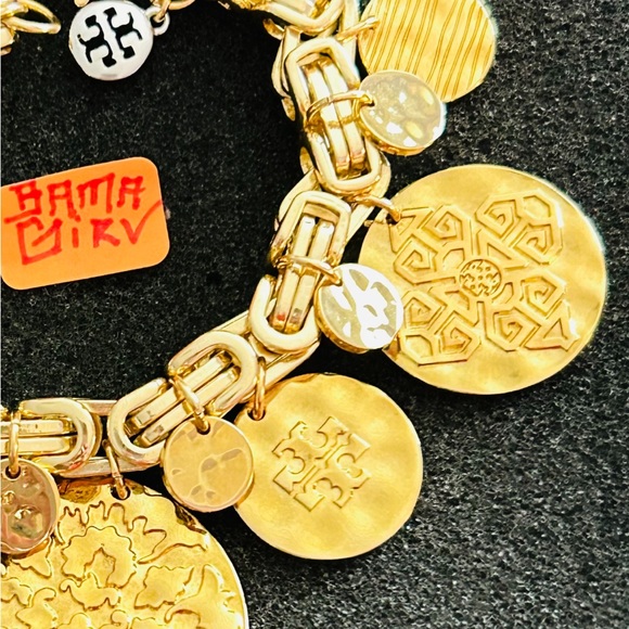 NWOT Tory Burch charm bracelet - Picture 5 of 15